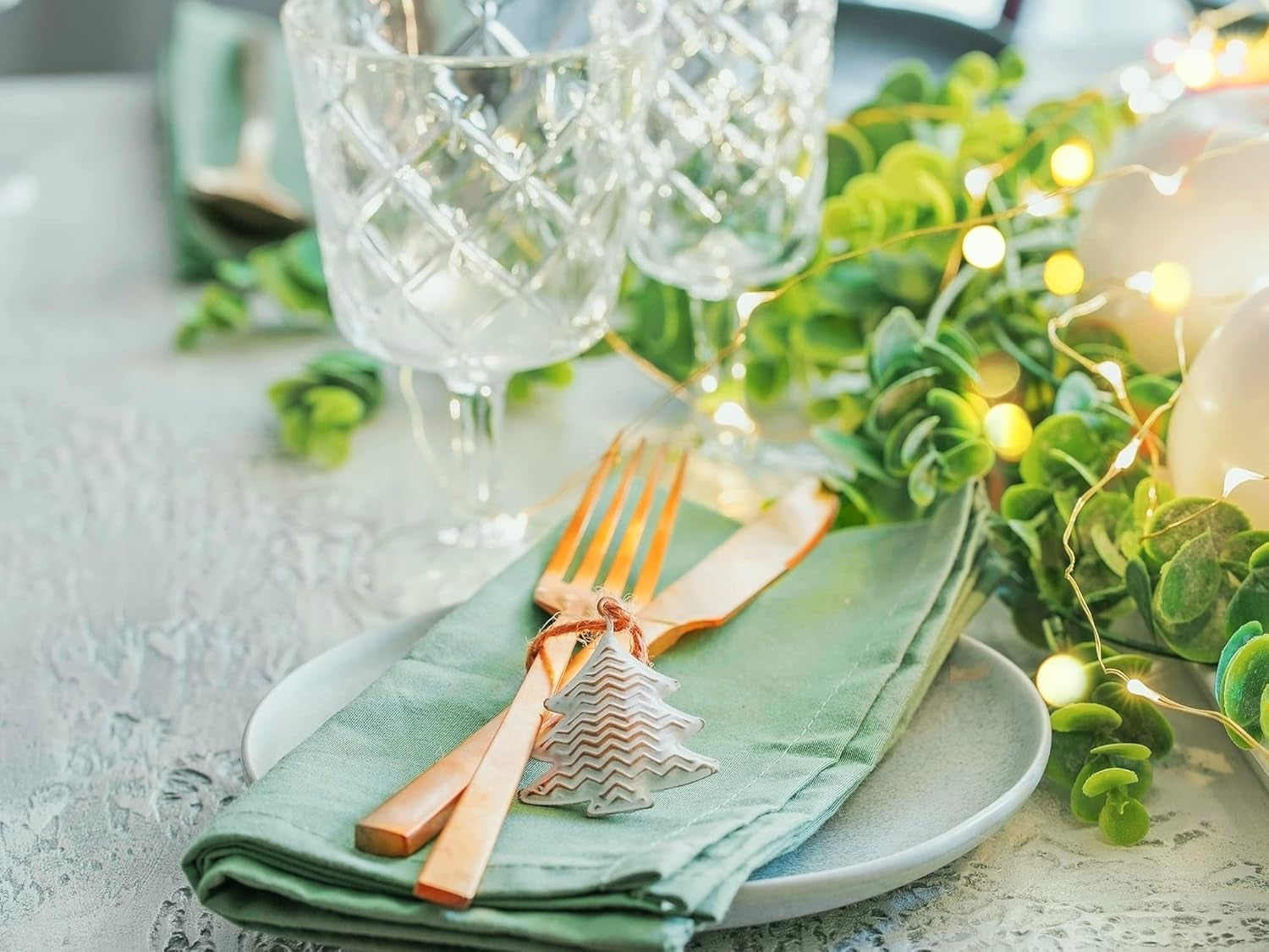 Seafoam Green Cloth Napkins Set of 12,18 X 18 Inch,100% Cotton Dinner Napkins,Mint Green Table Decor, Soft, Comfortable and Reusable.(Sage)